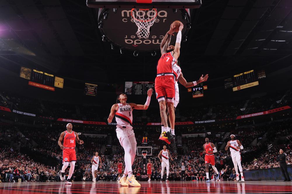 伺机反击时 伺机反击时