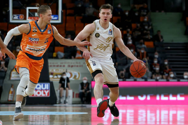 季奠定了信 季奠定了信